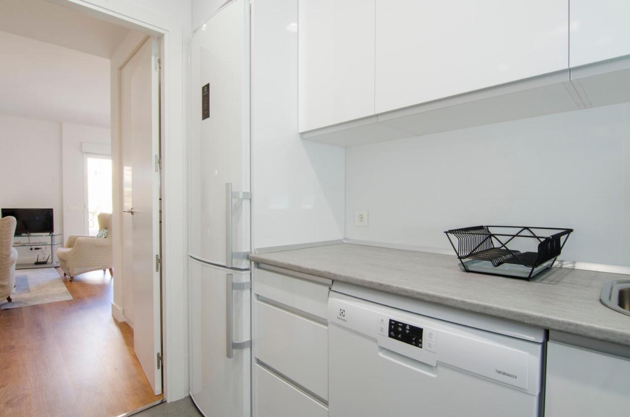 2 Bedrooms 2 Bathrooms Furnished - Bernabeu - Business Area With Terrace - Minty Stay Madrid Exterior photo